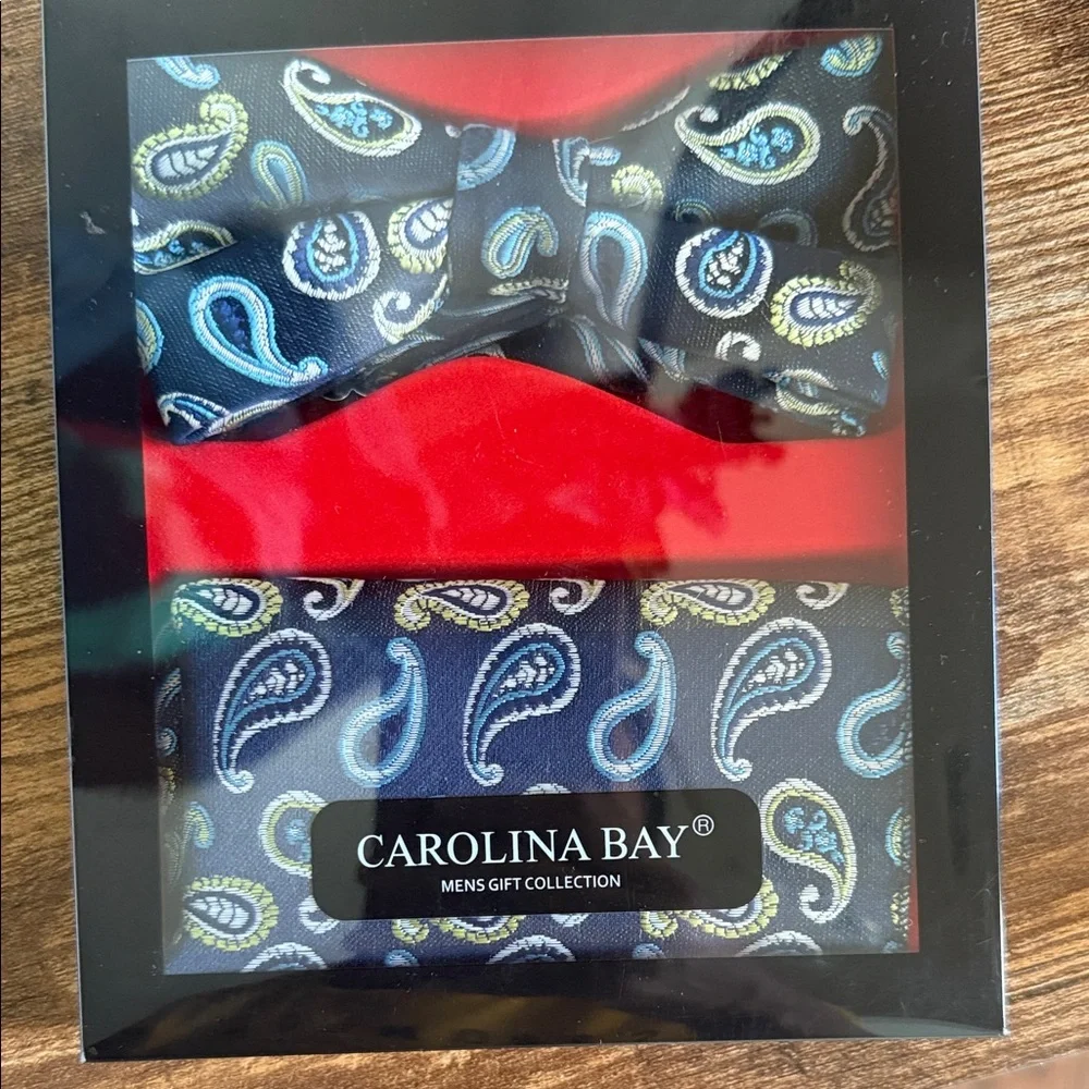 Carolina Bay Blue Paisley Bow Tie and Pocket Square Set
